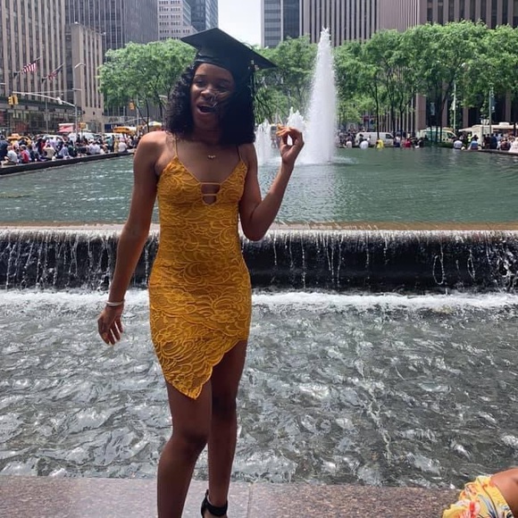 Dresses & Skirts - Midi Dress - Mustard